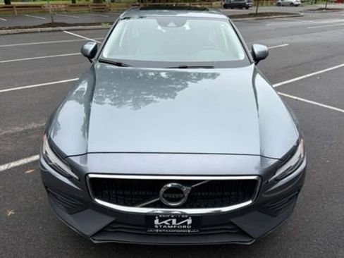 Used 2020 Volvo S60 T6 Momentum AWD/4WD image 1