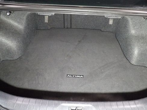 Used 2022 Nissan Altima 2.5 SR FWD image 6