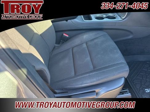 Used 2018 Jeep Grand Cherokee Laredo image 32