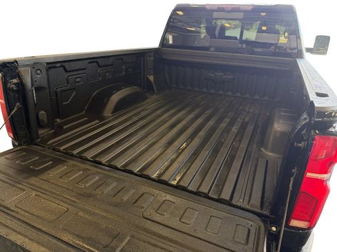Used 2024 Chevrolet Silverado 2500 LTZ w/ LTZ Premium Package AWD/4WD image 29