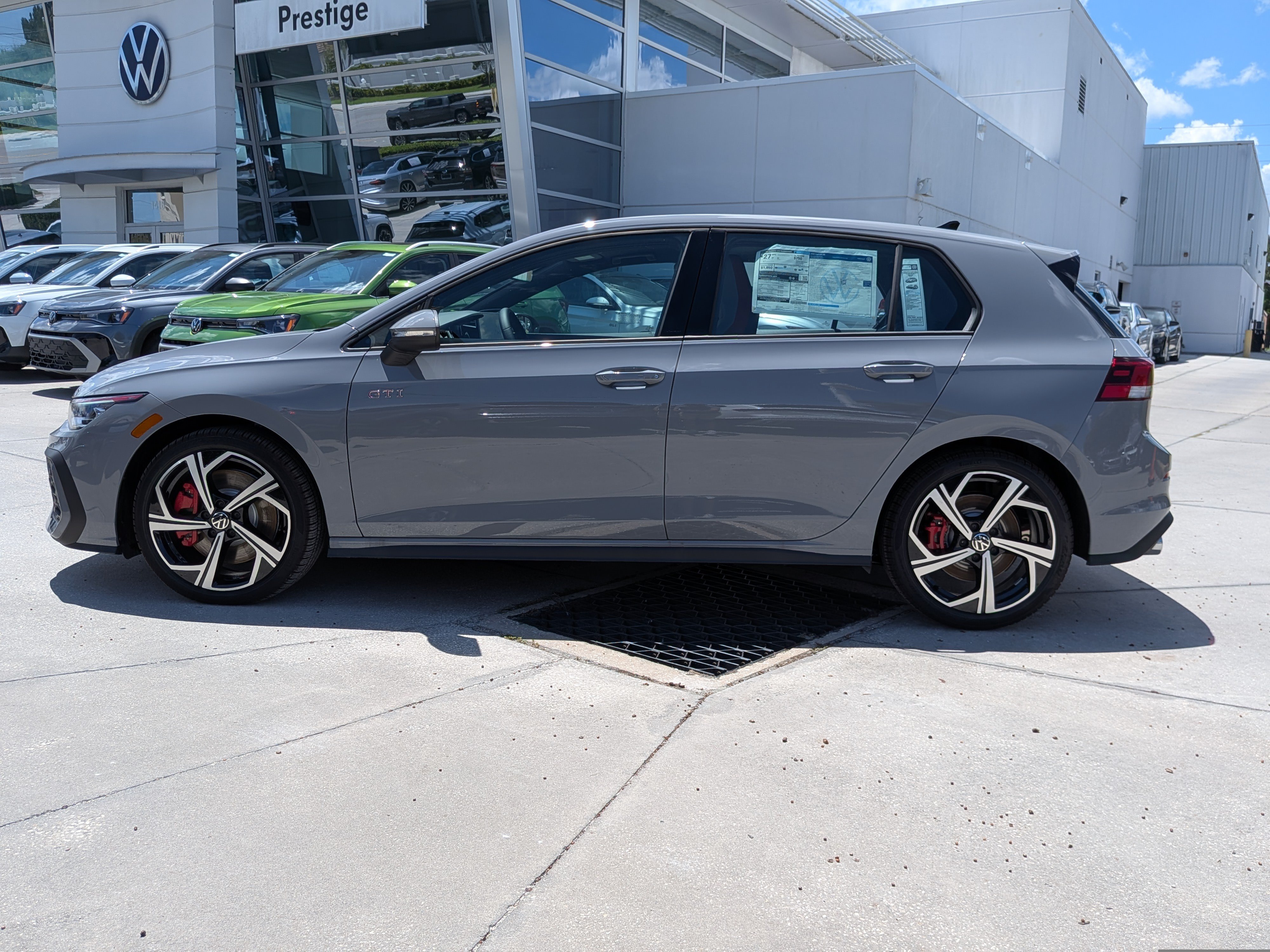 New 2026 Volkswagen GTI SE FWD image 6