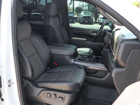 Used 2024 Chevrolet Silverado 1500 ZR2 w/ Technology Package AWD/4WD image 51