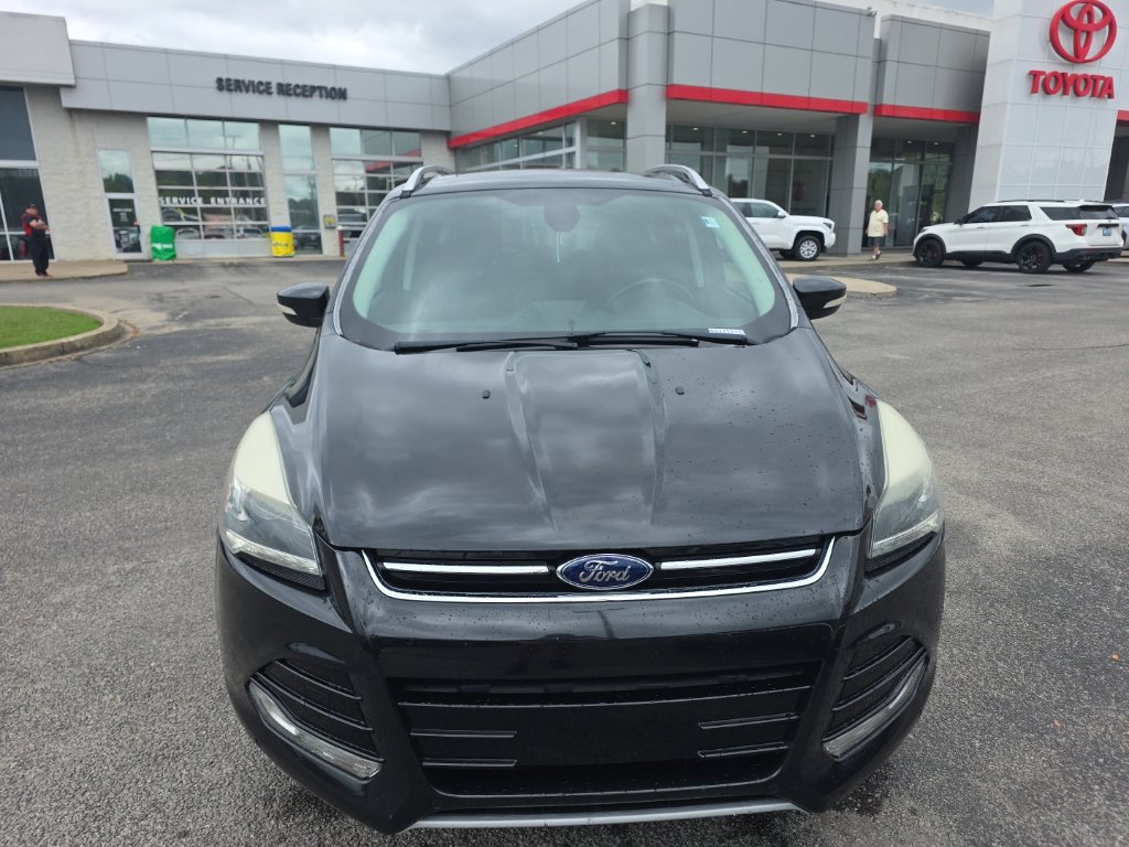 Used 2014 Ford Escape Titanium w/ Equipment Group 401A AWD/4WD image 2