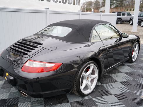 Used 2005 Porsche 911 Carrera image 4