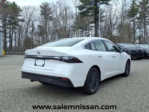 New 2026 Nissan Sentra SV w/ SV Convenience Package FWD image 7