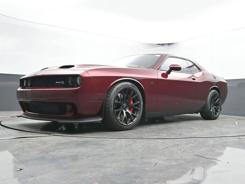 Used 2019 Dodge Challenger SRT Hellcat Redeye RWD image 52