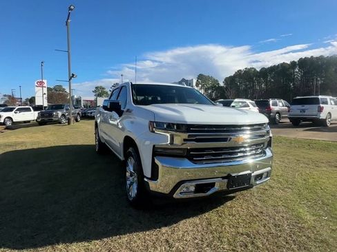 Used 2021 Chevrolet Silverado 1500 LTZ image 7