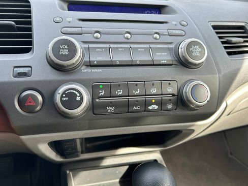 Used 2010 Honda Civic LX image 26