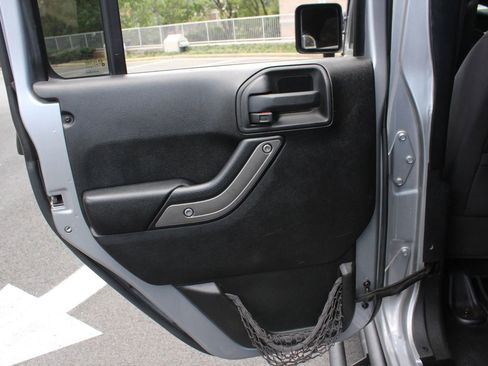 Used 2014 Jeep Wrangler Unlimited Sport w/ Quick Order Package 23S image 17