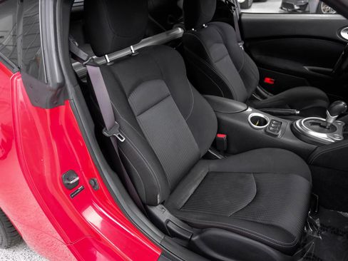 Used 2011 Nissan 370Z Coupe image 32