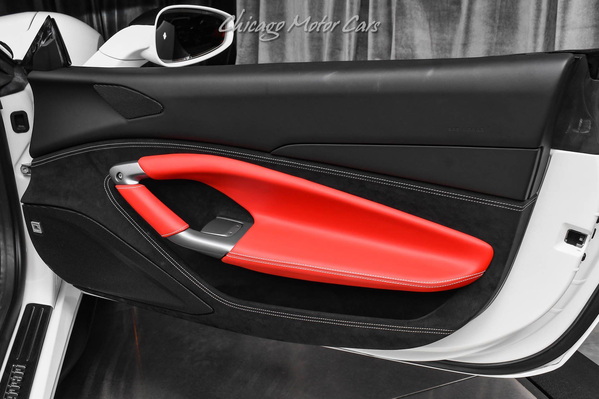 Used 2023 Ferrari F8 Tributo RWD image 32