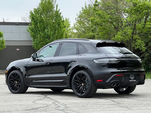 Certified 2024 Porsche Macan GTS w/ Premium Plus Package AWD/4WD image 3