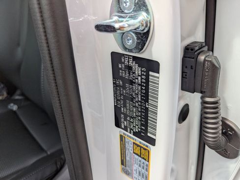 New 2026 Kia Sportage EX image 33