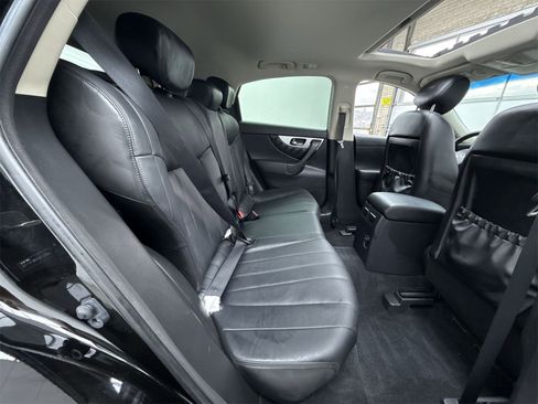Used 2017 INFINITI QX70 2WD image 44