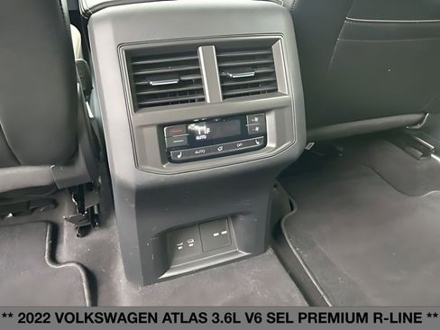 Used 2022 Volkswagen Atlas SEL Premium image 20