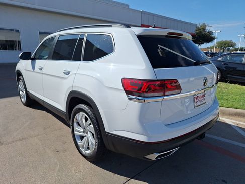 Used 2022 Volkswagen Atlas SE image 4