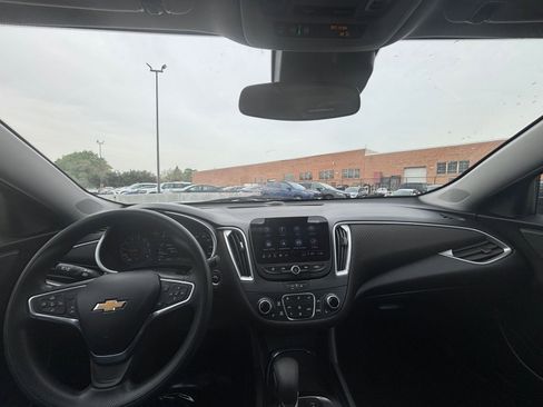 Used 2023 Chevrolet Malibu LT w/ Driver Confidence Package FWD image 34