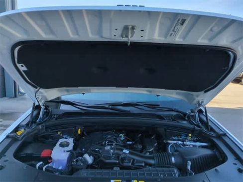 New 2025 Jeep Grand Cherokee Summit image 15