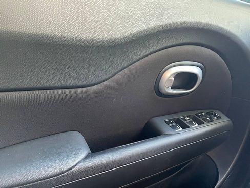 Used 2018 Kia Soul w/ Convenience Package FWD image 18