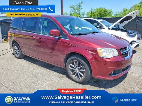 Used 2017 Dodge Grand Caravan SXT w/ Driver Convenience Group FWD image 5