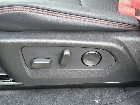 New 2026 GMC Canyon AT4X w/ LPO, Black Badging Package image 27