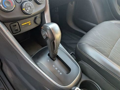 Used 2019 Chevrolet Trax LT w/ LT Convenience Package image 22
