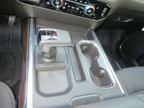 New 2026 GMC Sierra 1500 Elevation image 39