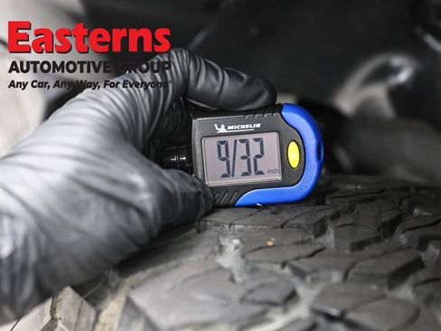 Used 2022 Jeep Wrangler Unlimited Rubicon 4xe w/ Cold Weather Group AWD/4WD image 28
