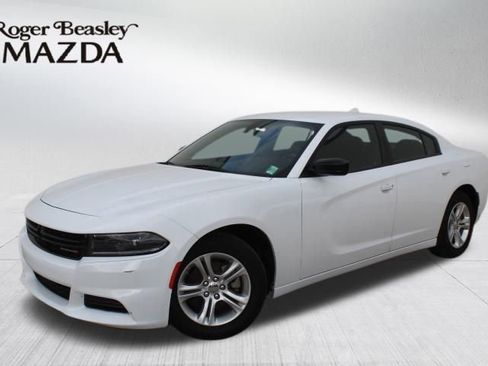 Used 2023 Dodge Charger SXT image 1