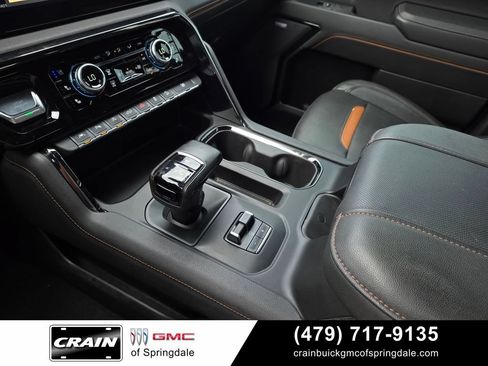 Used 2023 GMC Sierra 1500 AT4 w/ AT4 Premium Package AWD/4WD image 19