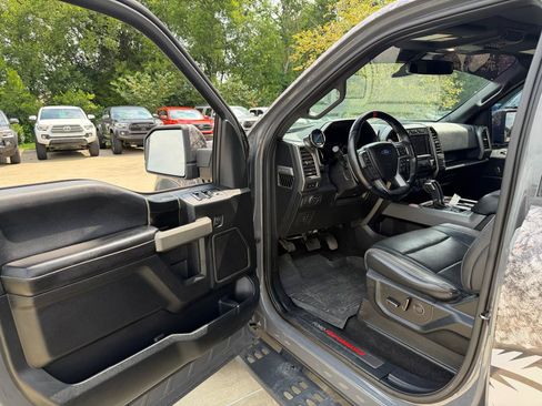 Used 2018 Ford F150 Raptor w/ Equipment Group 802A Luxury AWD/4WD image 12