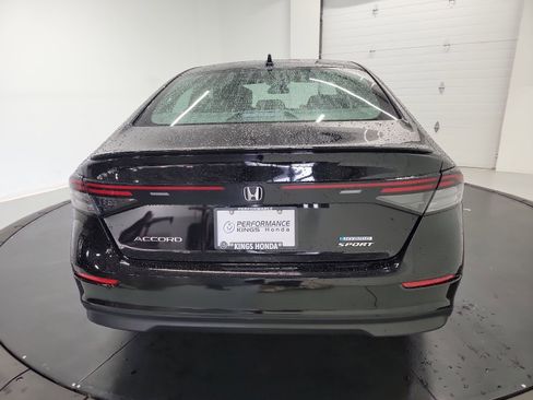 Used 2023 Honda Accord Sport image 8