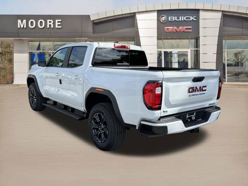 New 2025 GMC Canyon Elevation w/ Convenience Package image 9