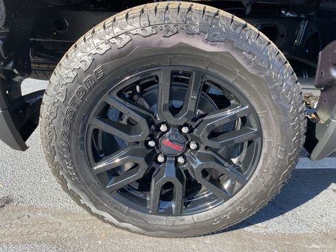 New 2026 GMC Sierra 1500 Elevation image 22