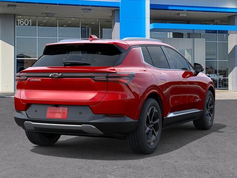 New 2025 Chevrolet Equinox EV LT FWD image 28