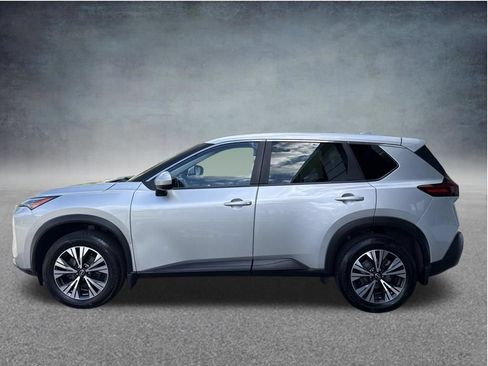 Used 2023 Nissan Rogue SV AWD/4WD image 2