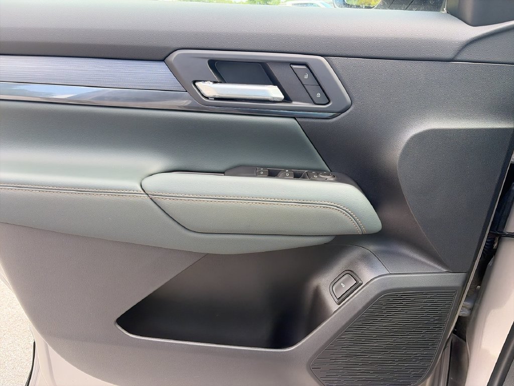 New 2026 GMC Terrain AT4 AWD/4WD image 28