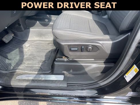 Used 2023 GMC Sierra 2500 SLE w/ SLE Value Package; image 17