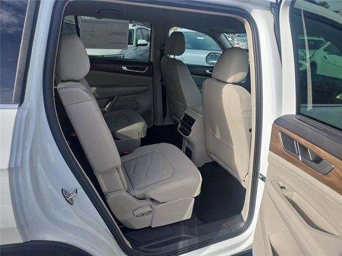 New 2026 Volkswagen Atlas SE image 29