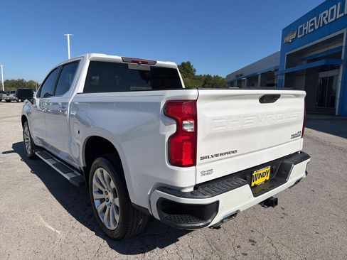 Used 2019 Chevrolet Silverado 1500 High Country w/ Technology Package image 8