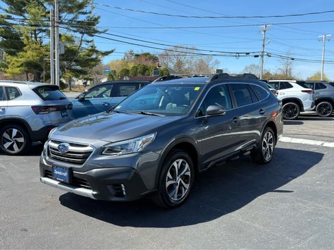 Used 2021 Subaru Outback Limited AWD/4WD image 3