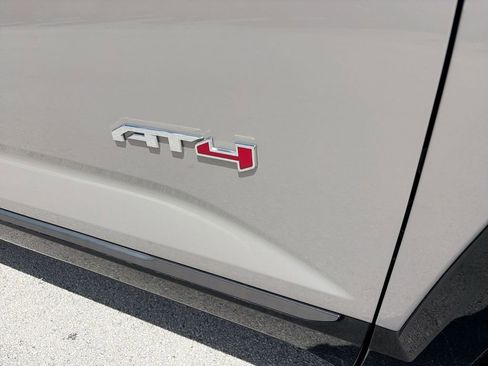 New 2026 GMC Terrain AT4 AWD/4WD image 39