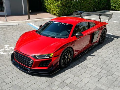 Used 2017 Audi R8 V10 plus w/ 20" Wheel Package AWD/4WD image 10