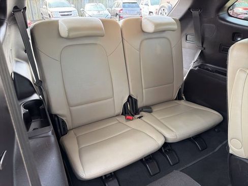 Used 2017 Hyundai Santa Fe Limited w/ Cargo Package image 12