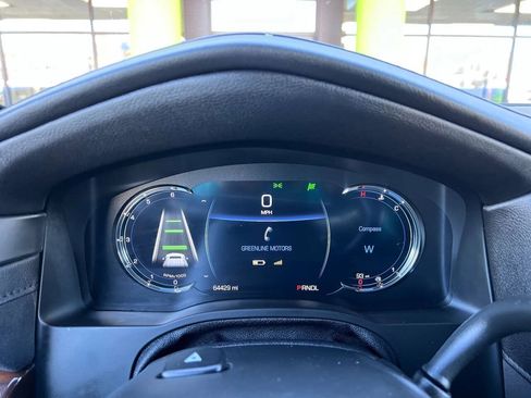 Used 2020 Cadillac Escalade Luxury AWD/4WD image 31