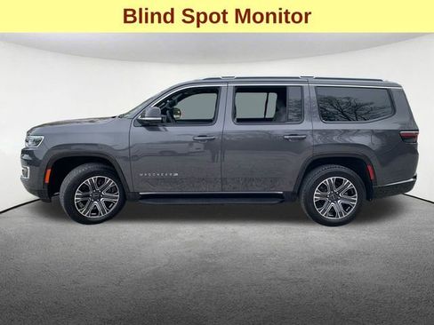 Used 2025 Jeep Wagoneer 4WD w/ Premium Group I image 6