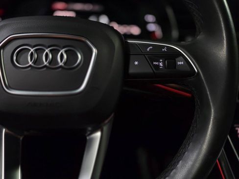 Used 2021 Audi Q7 3.0T Prestige image 24