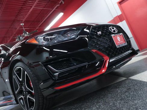 Used 2021 Hyundai Veloster N image 37
