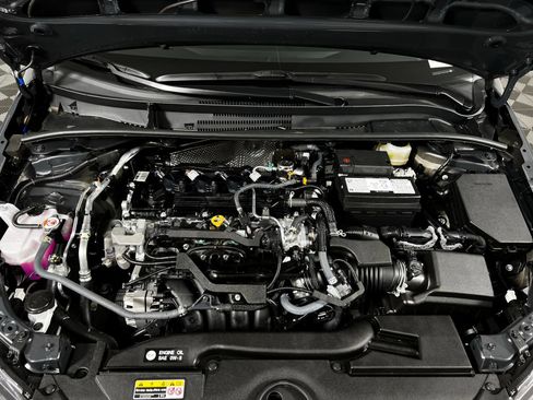 Used 2026 Toyota Corolla SE FWD image 9