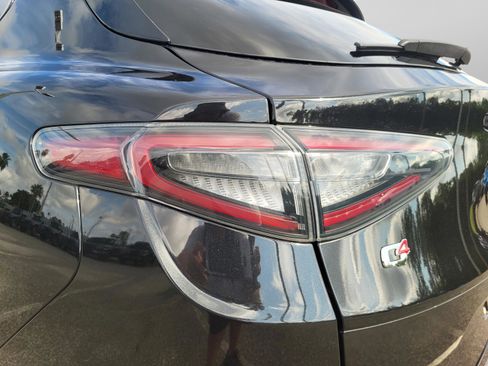New 2025 Alfa Romeo Stelvio Sprint image 18